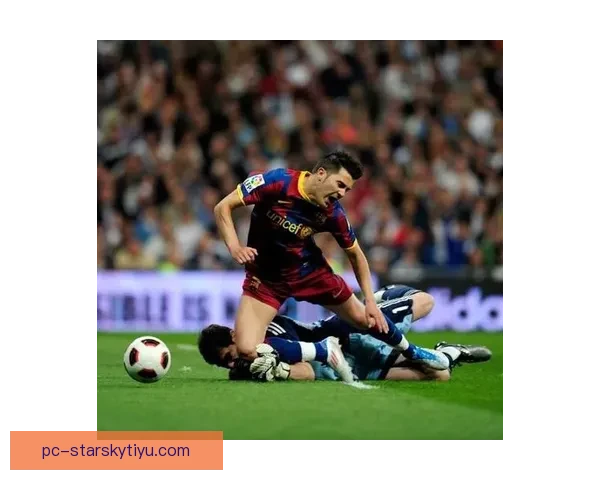 卢克巴背后犯规漏判点球引争议